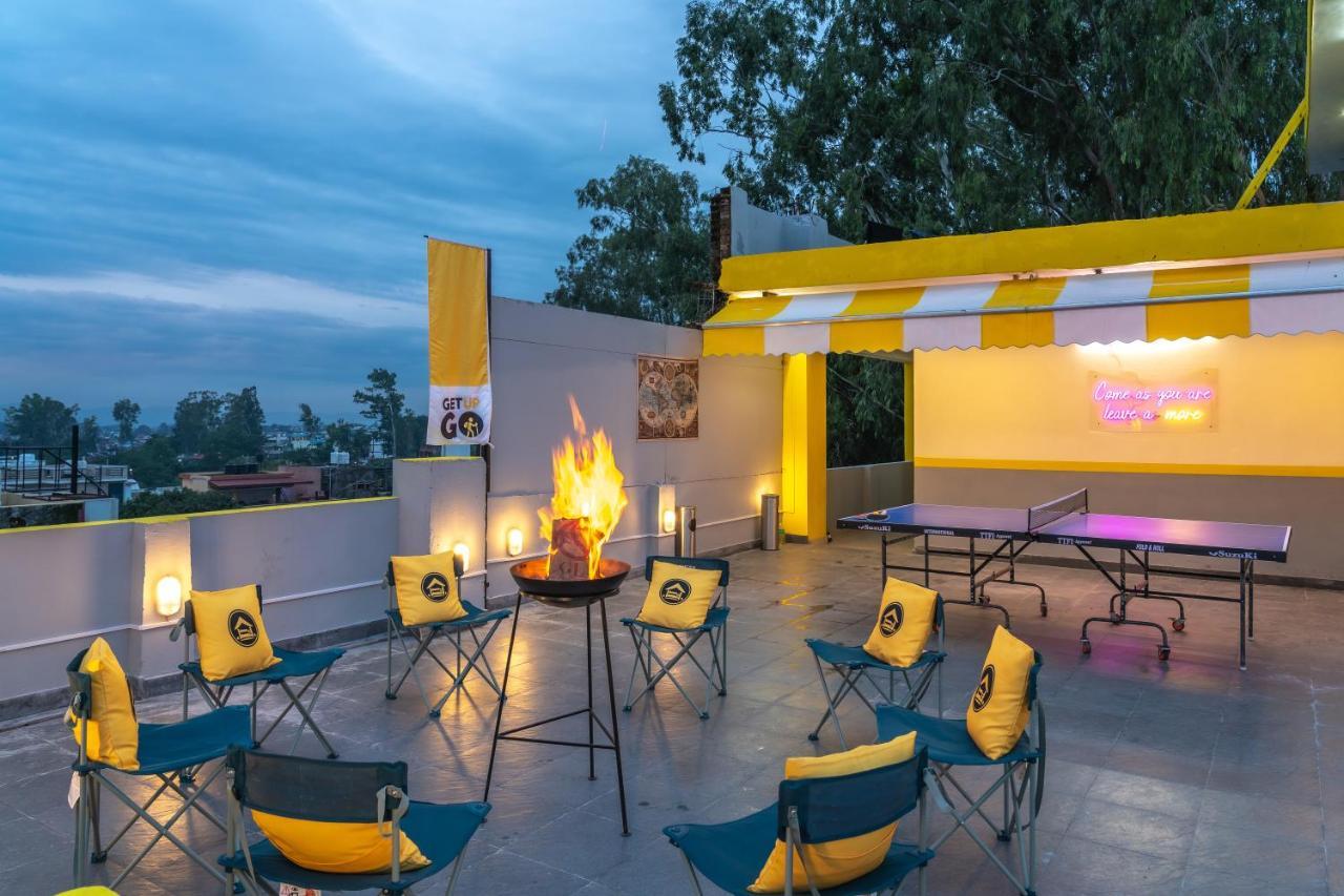The Hosteller Dehradun Esterno foto