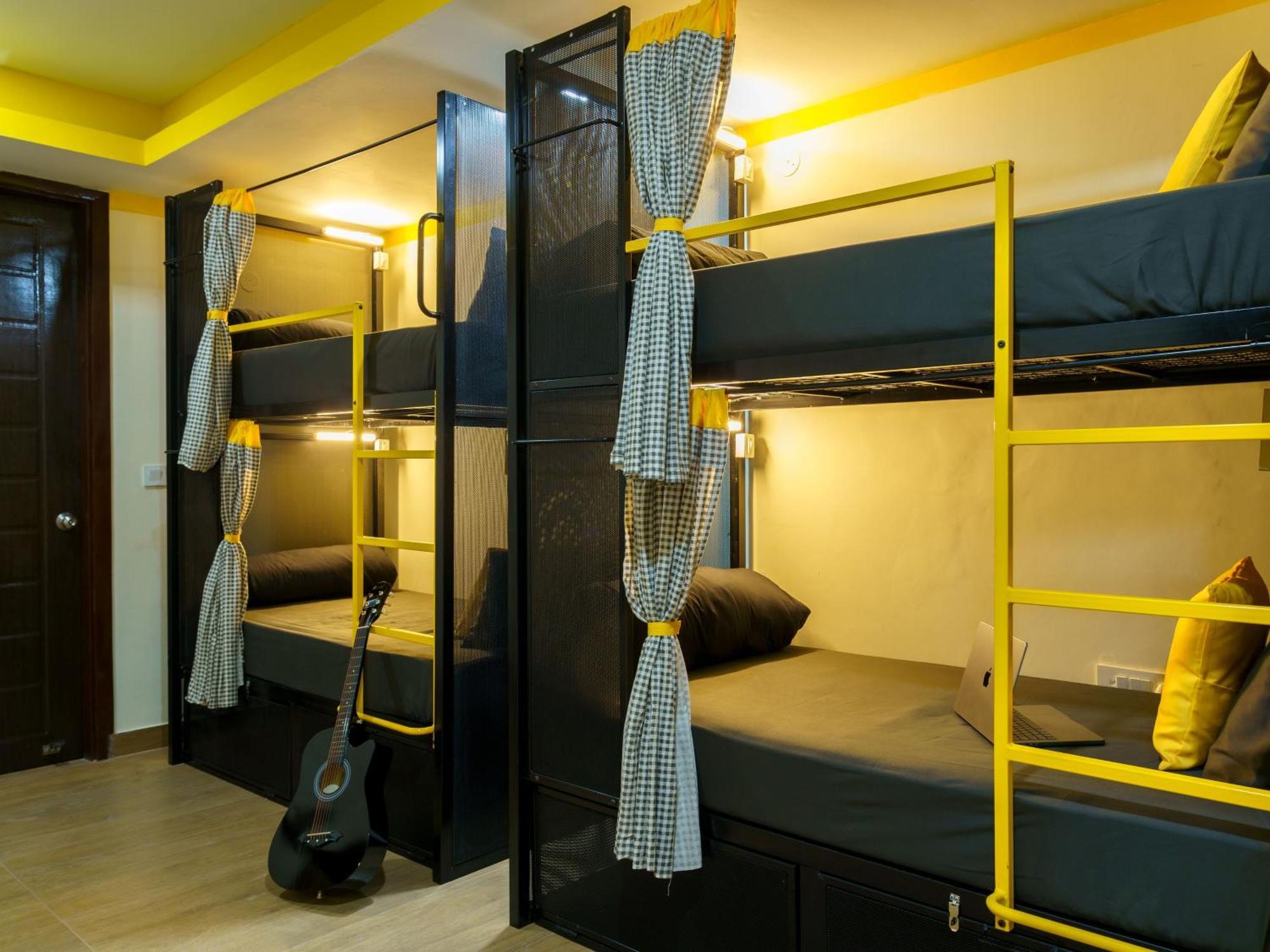 The Hosteller Dehradun Esterno foto