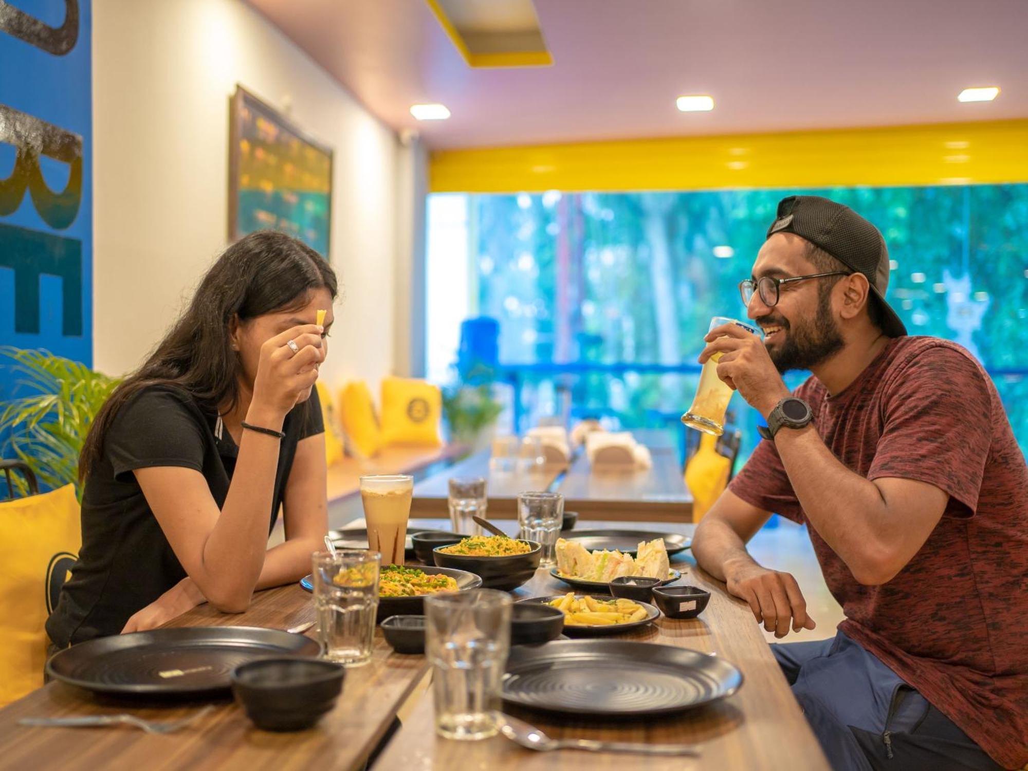 The Hosteller Dehradun Esterno foto