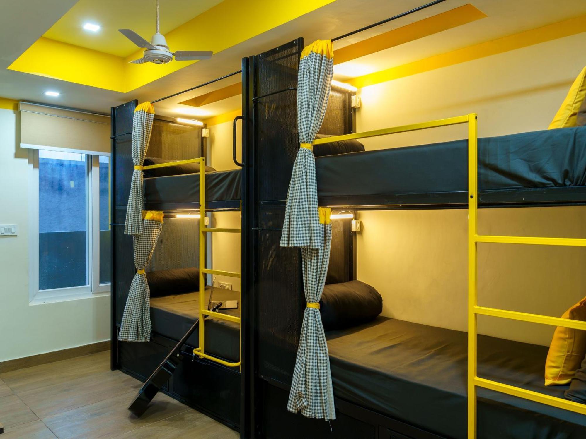 The Hosteller Dehradun Esterno foto